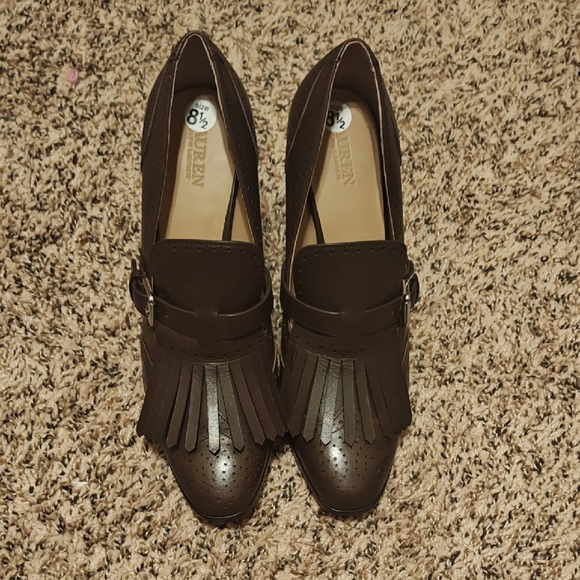 Lauren Ralph Lauren Colleen Perforated Leather Kiltie Pump 8.5 - Picture 2 of 15